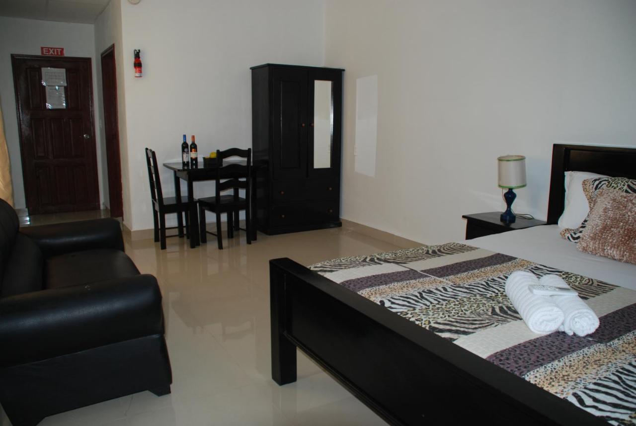 Hotel Coastalbay 2 & Golf Cart Rental San Pedro  Dış mekan fotoğraf