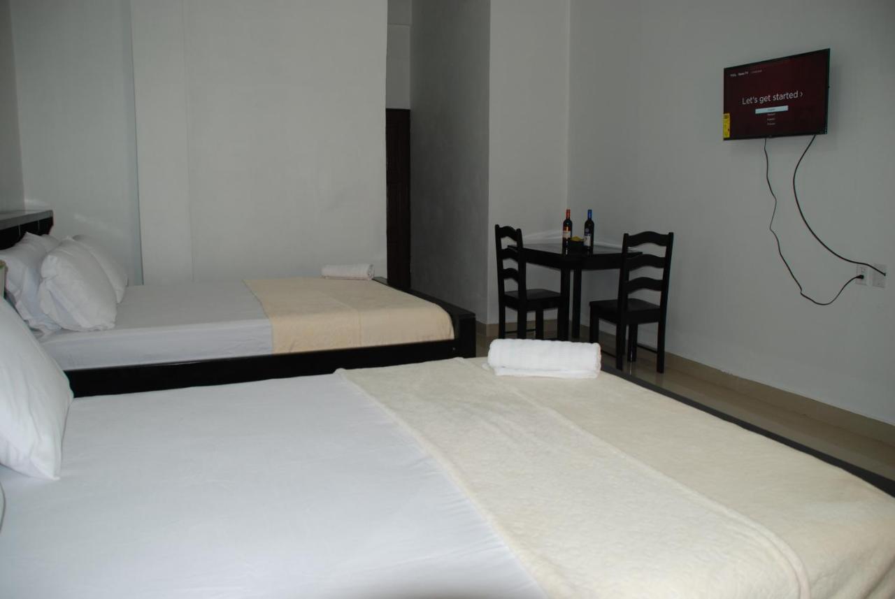 Hotel Coastalbay 2 & Golf Cart Rental San Pedro  Dış mekan fotoğraf