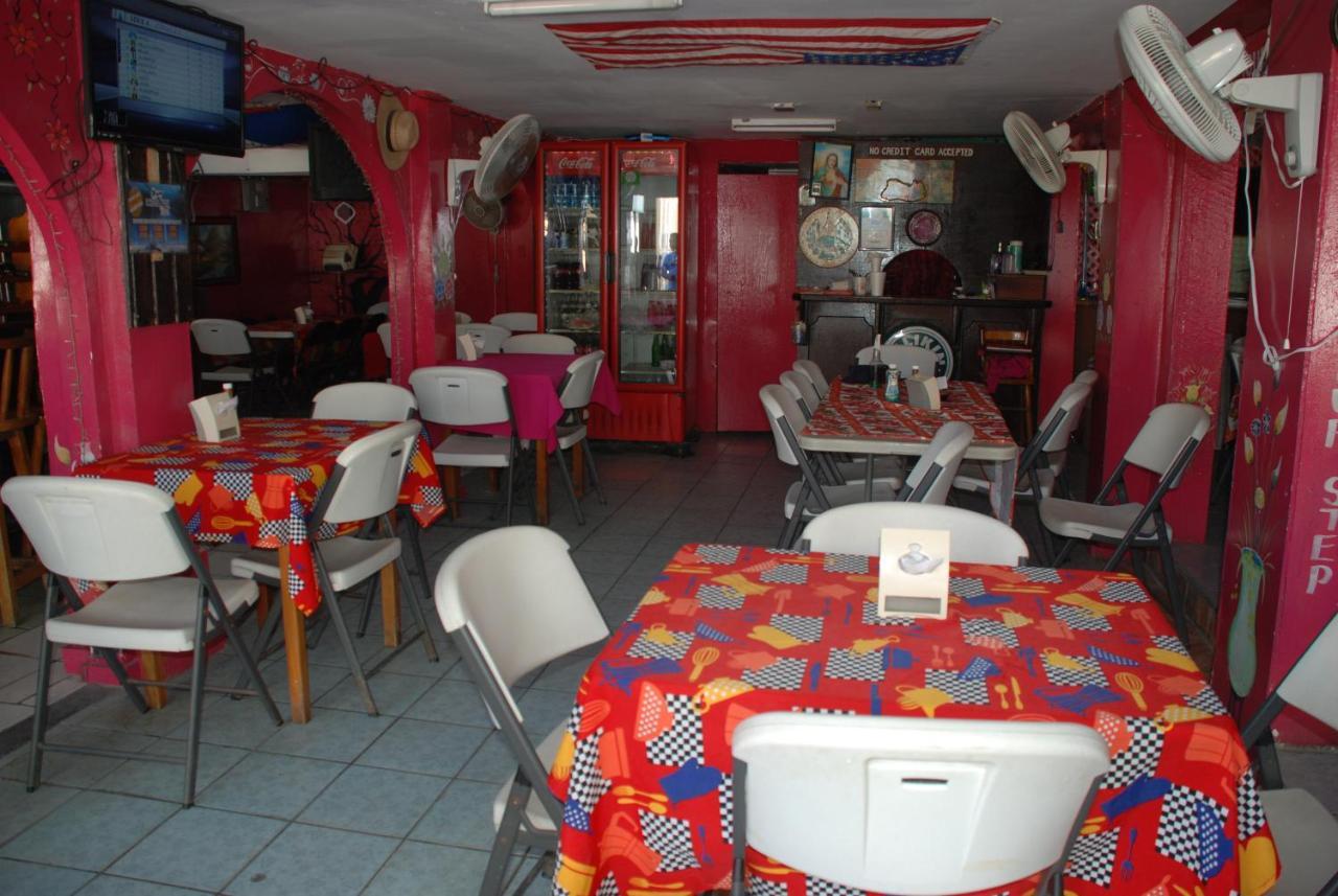 Hotel Coastalbay 2 & Golf Cart Rental San Pedro  Dış mekan fotoğraf